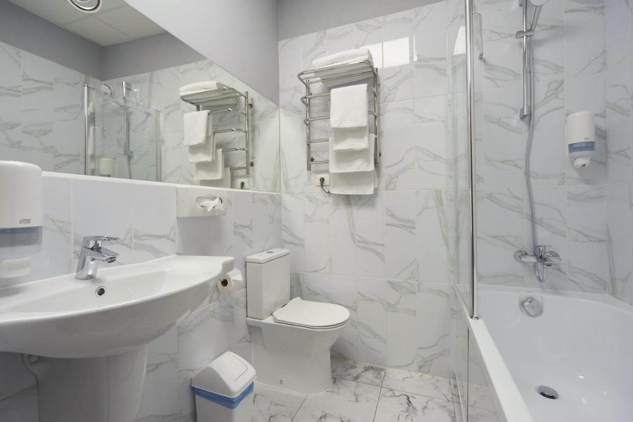Gaudi Stylish Hotel โอเดสซา ภายนอก รูปภาพ