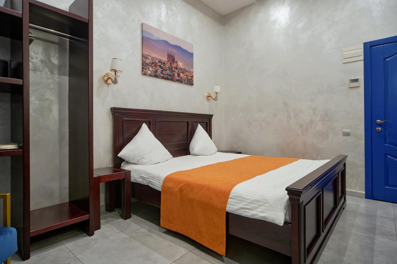 Gaudi Stylish Hotel โอเดสซา ภายนอก รูปภาพ