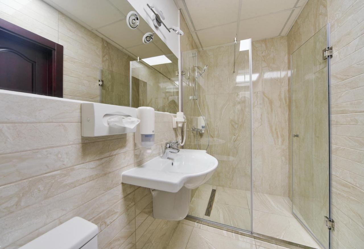 Gaudi Stylish Hotel โอเดสซา ภายนอก รูปภาพ