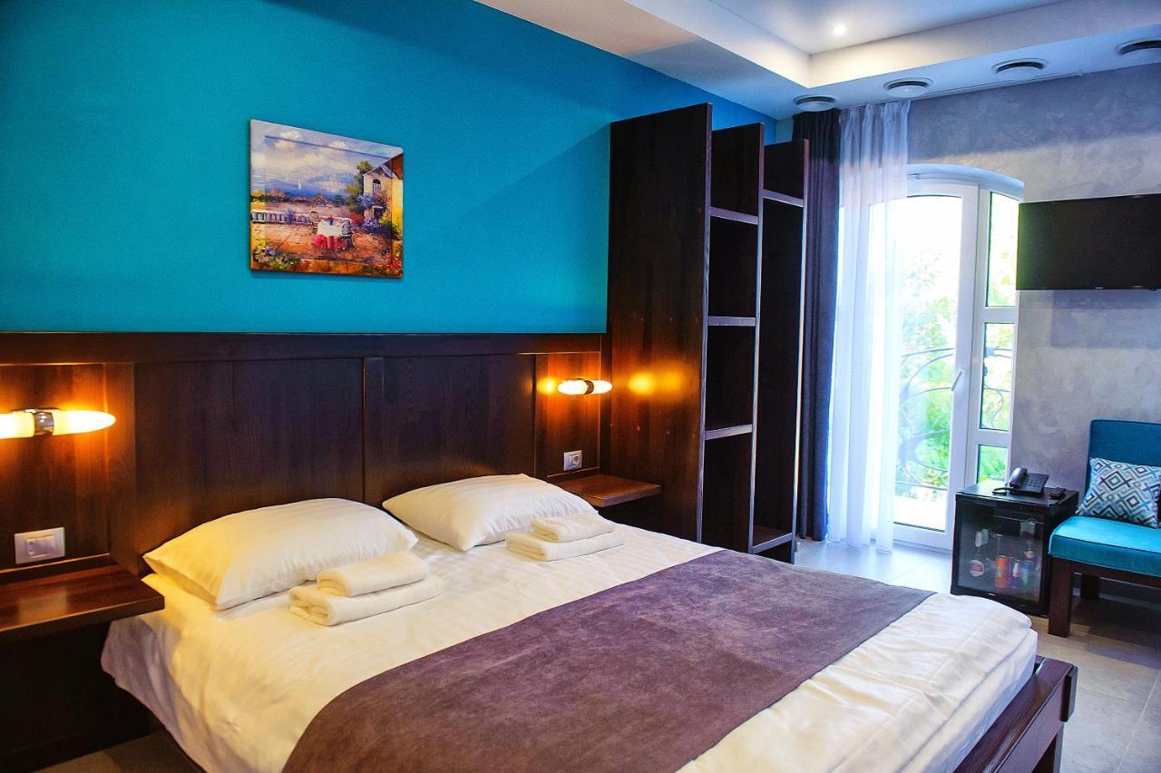 Gaudi Stylish Hotel โอเดสซา ภายนอก รูปภาพ