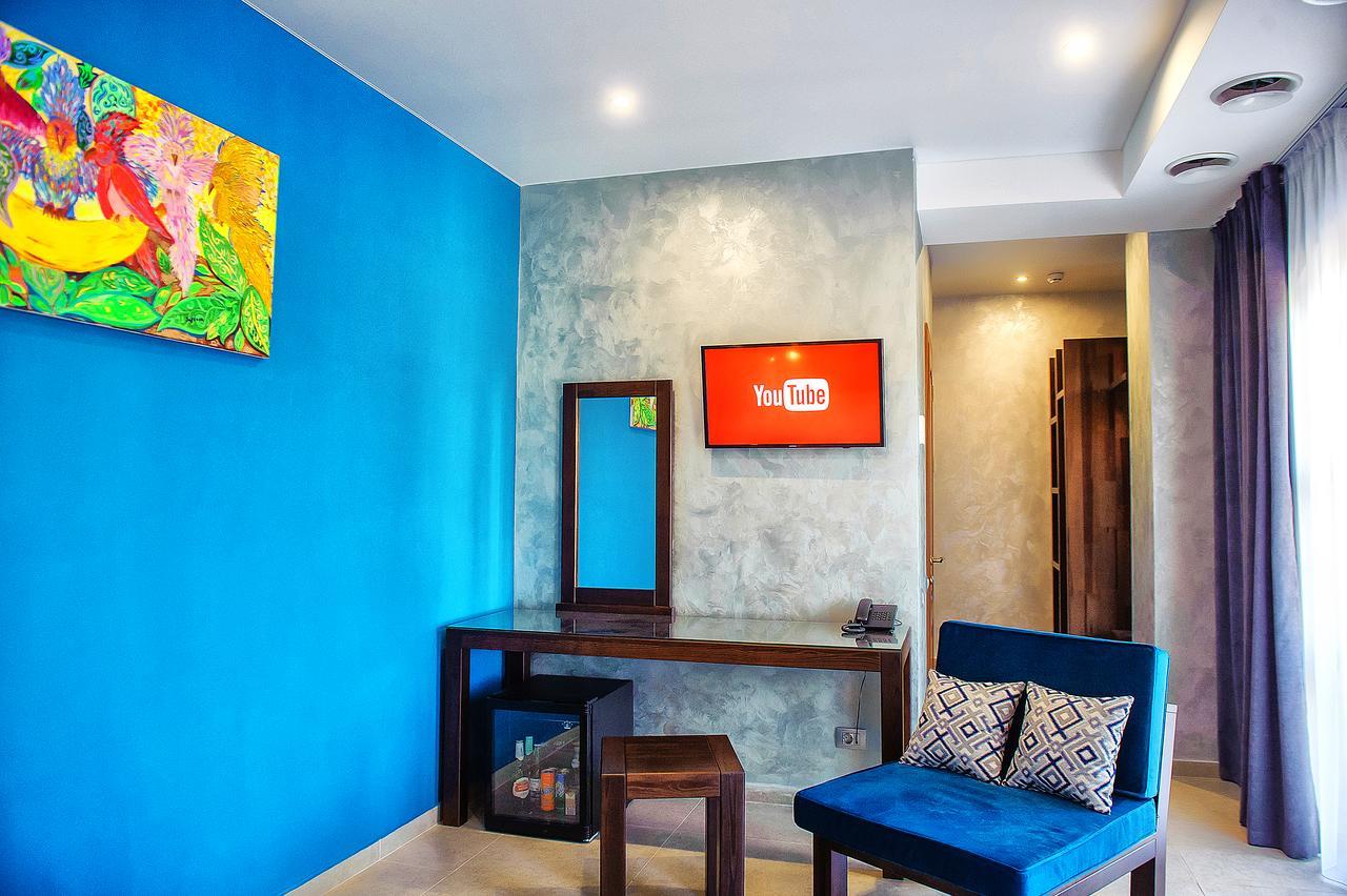 Gaudi Stylish Hotel โอเดสซา ภายนอก รูปภาพ