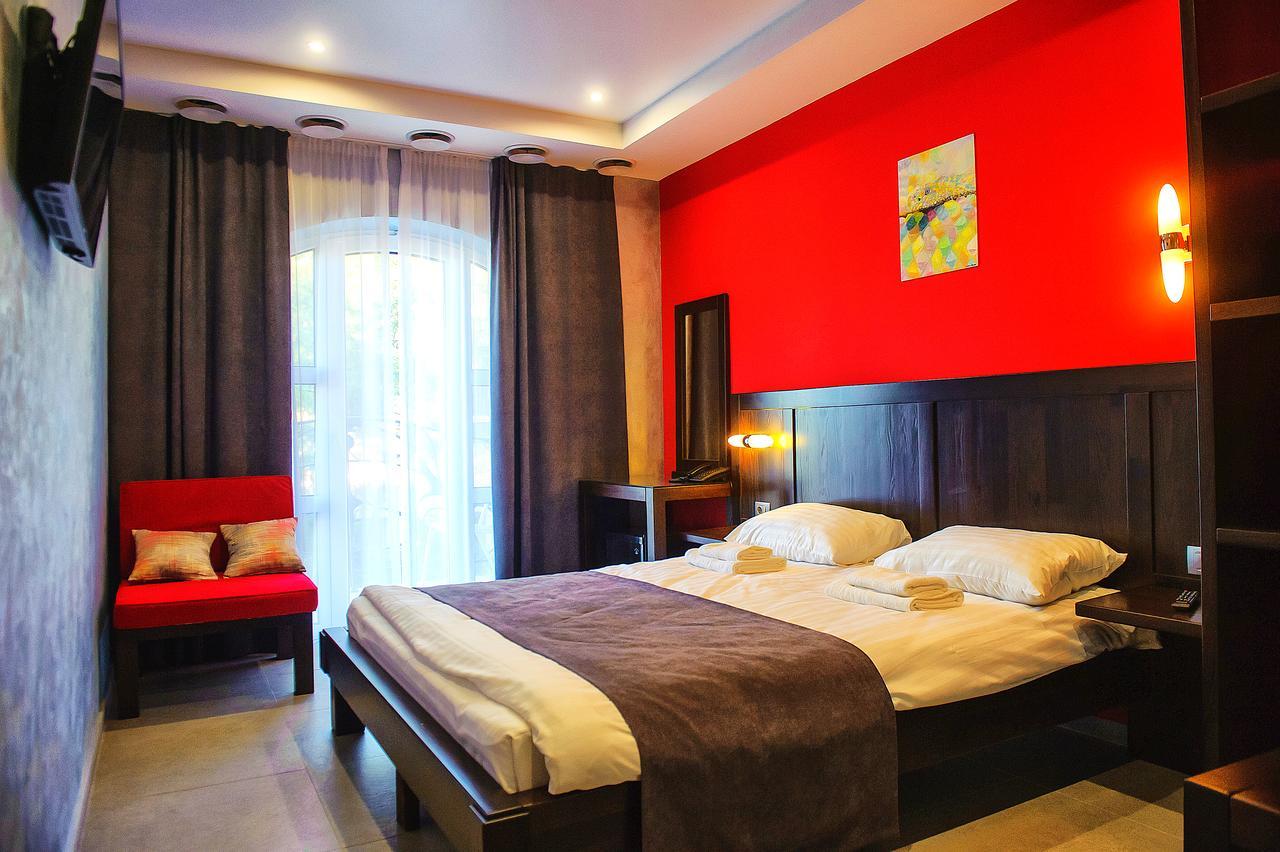 Gaudi Stylish Hotel โอเดสซา ภายนอก รูปภาพ